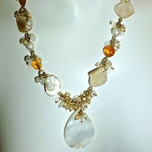 Vintage Necklace Premier Designs Mother of Pearl GoldTone Bead Chain 16"